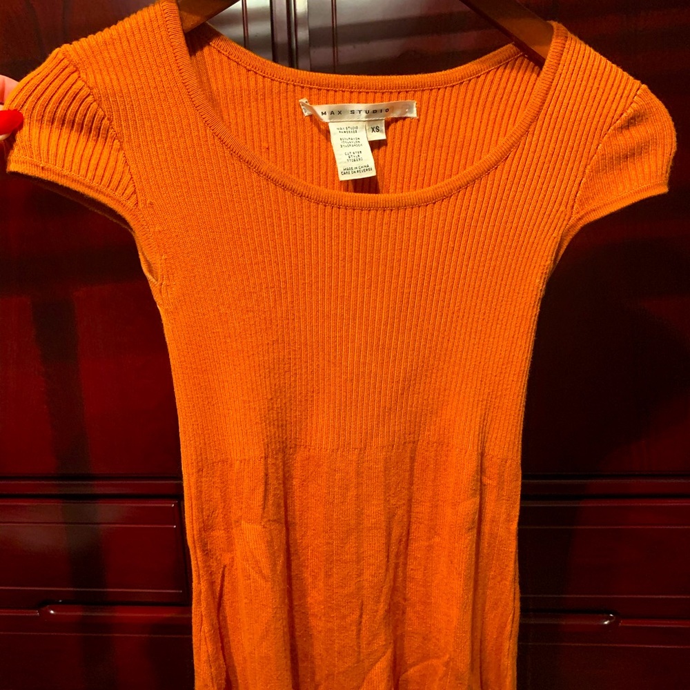 XS Orange sweater top